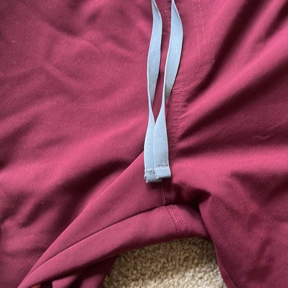 Figs maroon pants - Picture 4 of 6